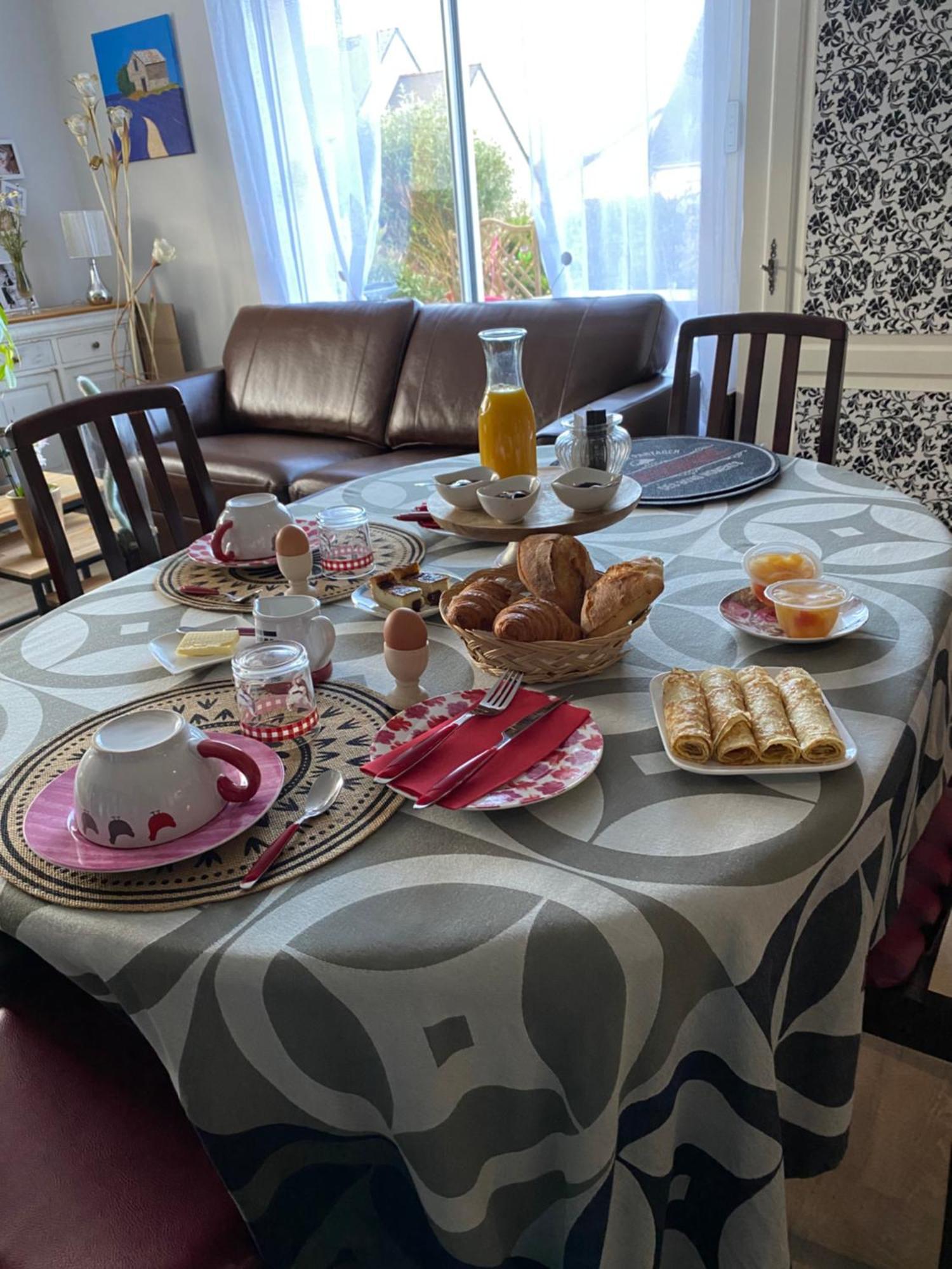 Maison d'Hôtes La Marie Pierre Pluherlin Extérieur photo